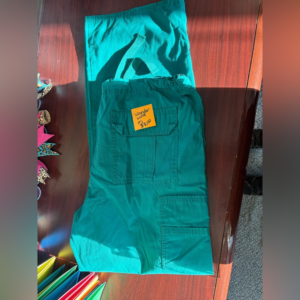 Wonder, wink scrub pants